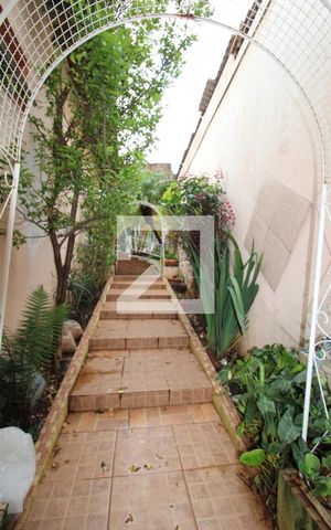 Casa à venda com 170m², 3 quartos e 1 vagaCorredor externo