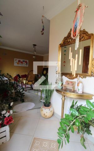 Casa à venda com 170m², 3 quartos e 1 vagaSala