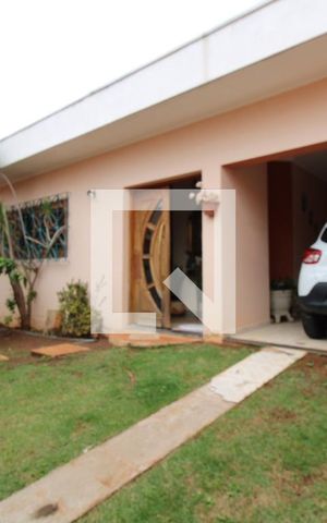 Casa à venda com 170m², 3 quartos e 1 vagaGaragem