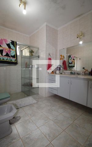 Casa à venda com 170m², 3 quartos e 1 vagaBanheiro Social
