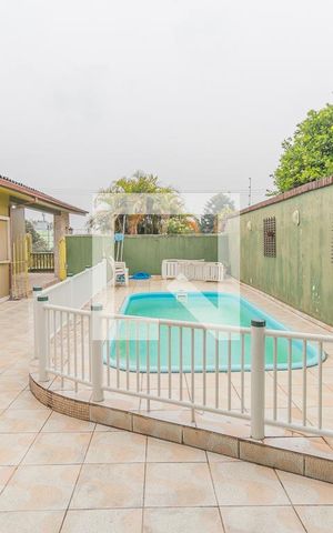 Casa à venda com 253m², 3 quartos e 1 vagaÁrea externa
