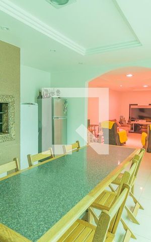 Casa à venda com 253m², 3 quartos e 1 vagaSala de Jantar