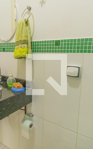 Casa à venda com 253m², 3 quartos e 1 vagaBanheiro
