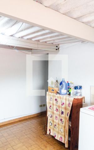 Casa à venda com 274m², 3 quartos e 2 vagas Casa à venda com 274m², 3 quartos e 2 vagasLavanderia
