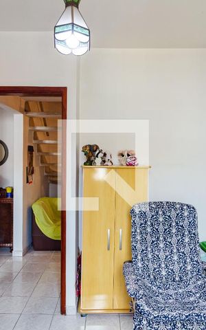 Casa à venda com 274m², 3 quartos e 2 vagas Casa à venda com 274m², 3 quartos e 2 vagasQuarto 2