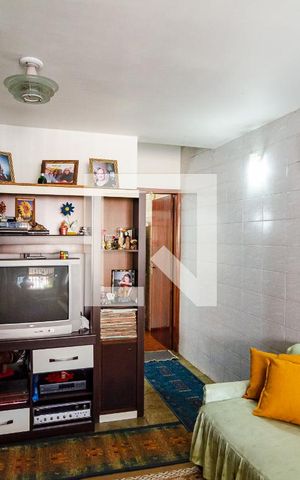 Casa à venda com 274m², 3 quartos e 2 vagas Casa à venda com 274m², 3 quartos e 2 vagasSala
