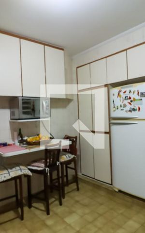 Casa à venda com 352m², 3 quartos e 1 vaga Casa à venda com 352m², 3 quartos e 1 vagaCozinha