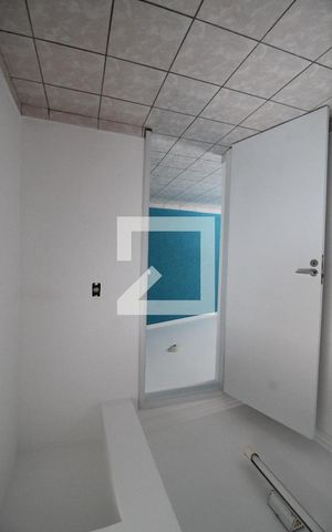 Casa à venda com 240m², 4 quartos e 3 vagasCloset