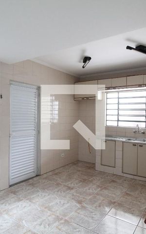 Casa à venda com 240m², 4 quartos e 3 vagasCozinha