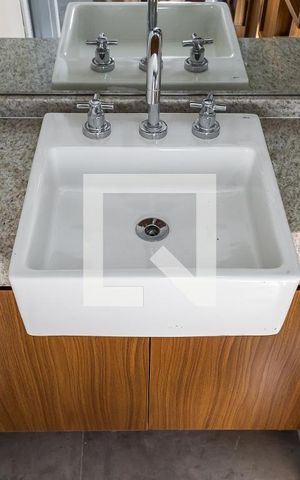 Apartamento para alugar com 29m², 1 quarto e sem vagaBanheiro