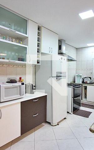 Casa à venda com 220m², 3 quartos e 3 vagasCozinha