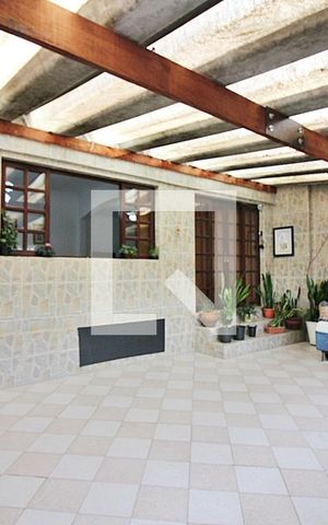 Casa à venda com 220m², 3 quartos e 3 vagasGaragem