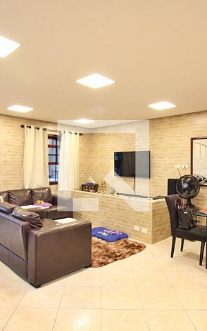 Casa à venda com 220m², 3 quartos e 3 vagasSala 1