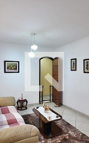 Casa à venda com 220m², 3 quartos e 3 vagasSala 2