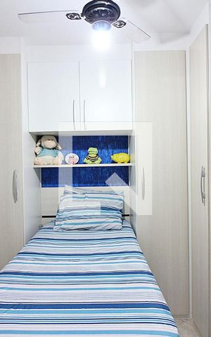 Casa à venda com 220m², 3 quartos e 3 vagasQuarto 2 - Suíte
