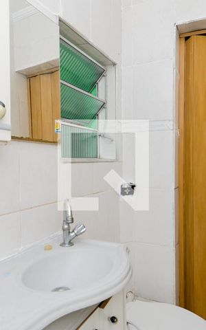 Casa à venda com 250m², 3 quartos e 2 vagasBanheiro da Suíte