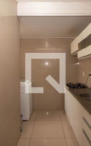 Apartamento à venda com 42m², 2 quartos e 1 vaga Apartamento à venda com 42m², 2 quartos e 1 vagaCozinha e Área de Serviço