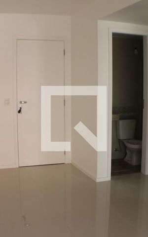Apartamento à venda com 81m², 2 quartos e 1 vagaSala