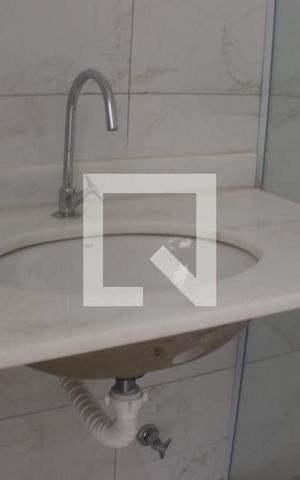 Apartamento à venda com 81m², 2 quartos e 1 vagaBanheiro da Suíte 1