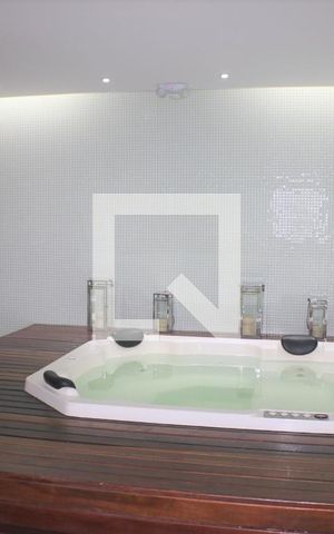 Apartamento à venda com 81m², 2 quartos e 1 vagaSauna