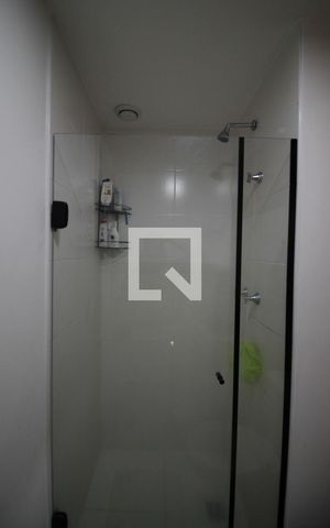 Apartamento à venda com 68m², 2 quartos e 1 vagaBanheiro Social