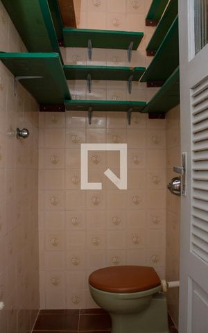 Apartamento à venda com 90m², 2 quartos e 2 vagasBanheiro extra