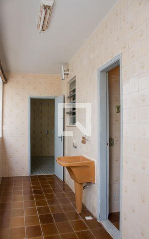 Apartamento à venda com 90m², 2 quartos e 2 vagasÁrea de Serviço / Varanda