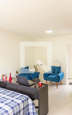 Studio à venda com 30m², 1 quarto e sem vaga Studio à venda com 30m², 1 quarto e sem vagaSala/Quarto