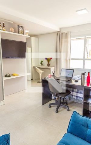 Studio à venda com 30m², 1 quarto e sem vaga Studio à venda com 30m², 1 quarto e sem vagaSala/Quarto