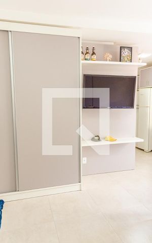 Studio à venda com 30m², 1 quarto e sem vaga Studio à venda com 30m², 1 quarto e sem vagaSala/Quarto