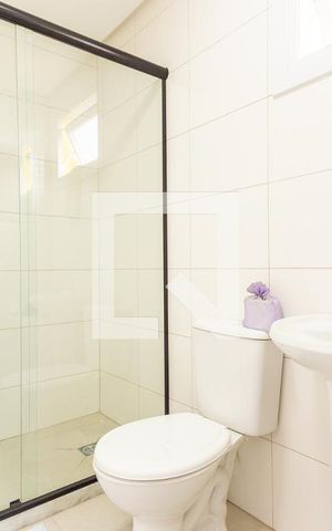 Studio à venda com 30m², 1 quarto e sem vaga Studio à venda com 30m², 1 quarto e sem vagaBanheiro