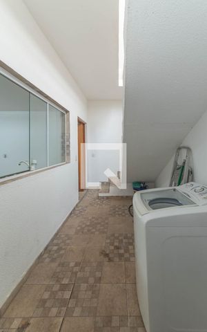 Casa à venda com 34m², 1 quarto e sem vaga Casa à venda com 34m², 1 quarto e sem vagaLavanderia