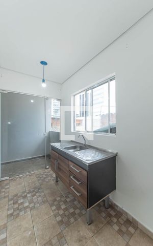 Casa à venda com 34m², 1 quarto e sem vaga Casa à venda com 34m², 1 quarto e sem vagaCozinha