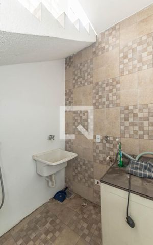 Casa à venda com 34m², 1 quarto e sem vaga Casa à venda com 34m², 1 quarto e sem vagaLavanderia