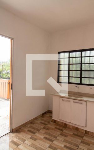 Casa à venda com 20m², 1 quarto e sem vaga Casa à venda com 20m², 1 quarto e sem vagaCozinha