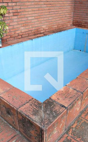 Casa para alugar com 385m², 4 quartos e 3 vagasPiscina