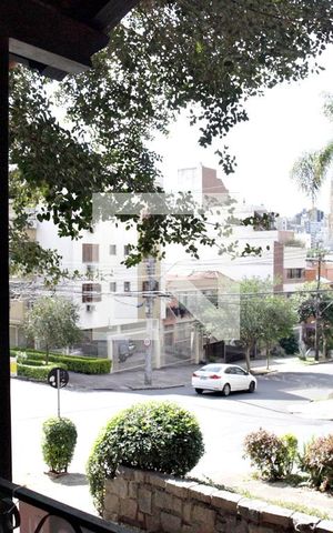 Casa para alugar com 385m², 4 quartos e 3 vagasVista