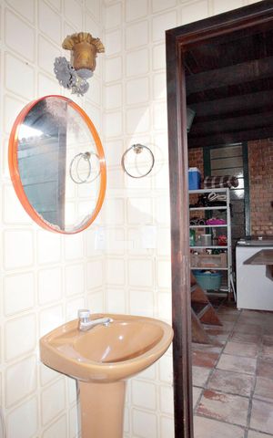 Casa para alugar com 385m², 4 quartos e 3 vagasBanheiro de Serviço