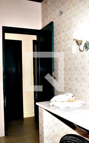 Casa para alugar com 385m², 4 quartos e 3 vagasBanheiro do Quarto 4