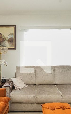 Casa à venda com 200m², 2 quartos e 3 vagasSala