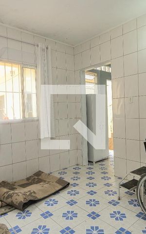 Casa à venda com 200m², 2 quartos e 3 vagasQuarto de Serviço