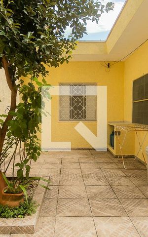 Casa à venda com 200m², 2 quartos e 3 vagasQuintal