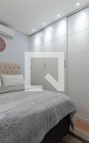 Casa à venda com 62m², 2 quartos e 2 vagasSuíte