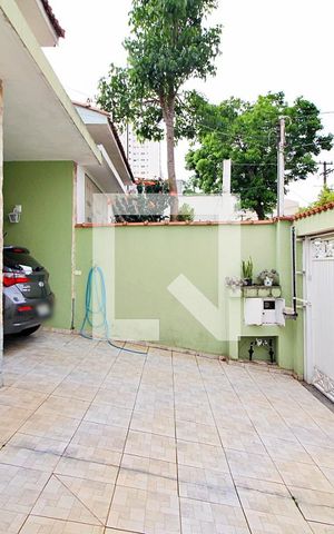 Casa à venda com 300m², 4 quartos e 2 vagasGaragem