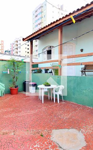 Casa à venda com 300m², 4 quartos e 2 vagasÁrea de Serviço - 1