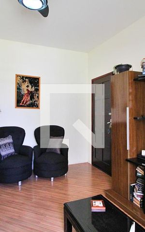 Casa à venda com 300m², 4 quartos e 2 vagasSala casa 1