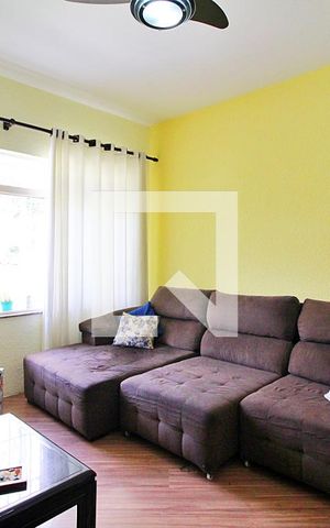 Casa à venda com 300m², 4 quartos e 2 vagasSala casa 1