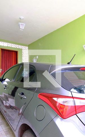 Casa à venda com 300m², 4 quartos e 2 vagasGaragem
