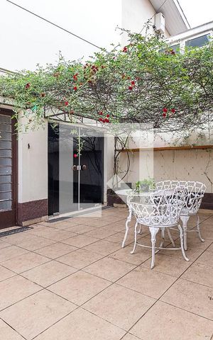 Casa para alugar com 170m², 3 quartos e 2 vagas Casa para alugar com 170m², 3 quartos e 2 vagasQuintal