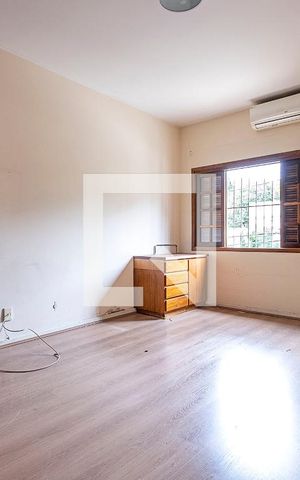 Casa para alugar com 170m², 3 quartos e 2 vagas Casa para alugar com 170m², 3 quartos e 2 vagasSuíte